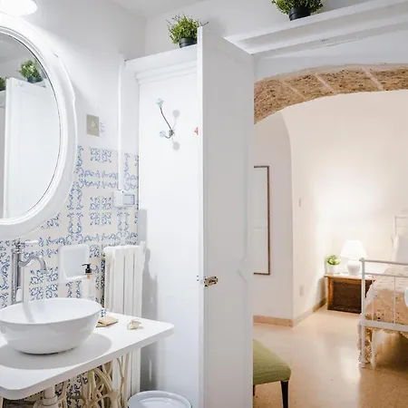 Ad Un Passo Da - Trulli Con Camino, Foresta E Bbq