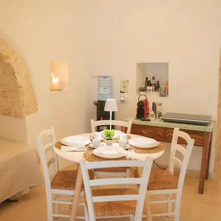Ad Un Passo Da - Trulli Con Foresta, Bici E Barbecue Cisternino